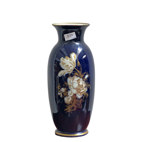 Sub.:1 - Lote: 1031 -  Jarrn en porcelana con decoracin floral.