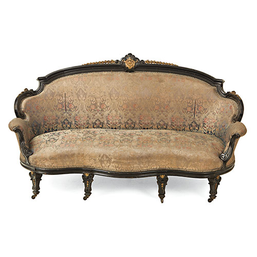 Sub.:11 - Lote: 157 -  Canap isabelino en madera ebonizada con aplicaciones de bronce, s. XIX. 