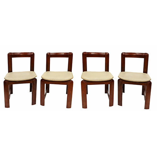Sub.:15 - Lote: 1357 -  Cuatro sillas con asiento en piel color crema. Diseo de Guillemaud.