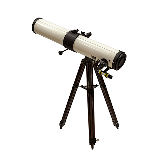 Sub.:15 - Lote: 1349 -  Telescopio Alstar Astronomical reflector telescope D_4 1/2 F=900 mm coated optics con su trpode.