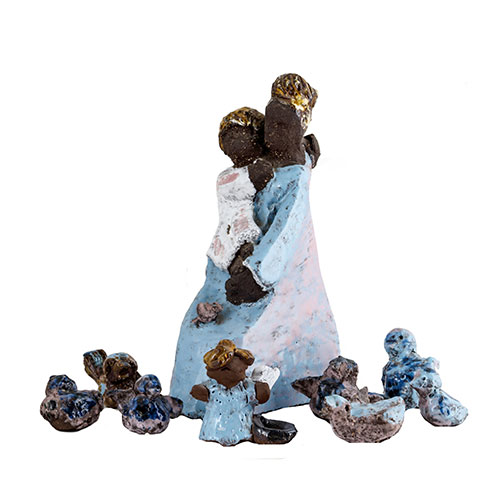 Sub.:1-On - Lote: 263 -  Lote de figuras en terracota esmaltada. Virgen con el Ni�o, angelito y siete pajaritos.