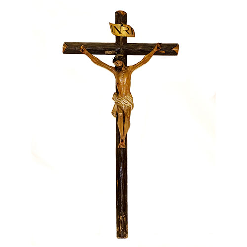 Sub.:10-On - Lote: 1056 -  Crucifijo en madera tallada y policromada con cruz original