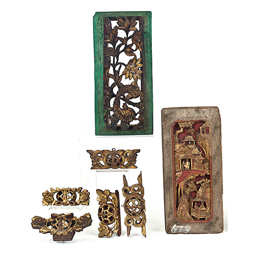 Sub.:10 - Lote: 1488 -  Lote de siete relieves en madera tallada y dorada, China, SS.XIX-XX. 