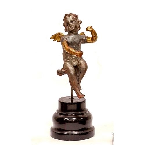 Sub.:11-On - Lote: 1274 -  �ngel alado realizado en plomo y con base de madera