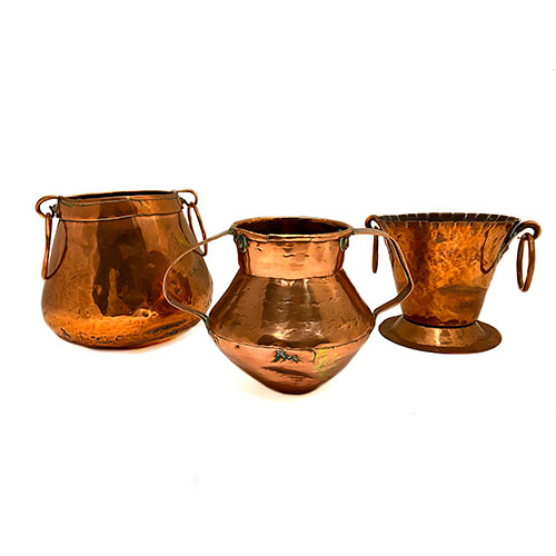 Sub.:11-On - Lote: 165 -  Tres objetos en cobre