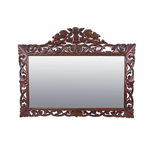 Sub.:11-On - Lote: 1282 -  Marco con espejo en madera patinada calada y tallada