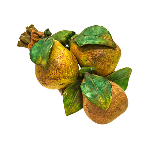 Sub.:12-On - Lote: 336 -  Peras. Figura en loza policromada