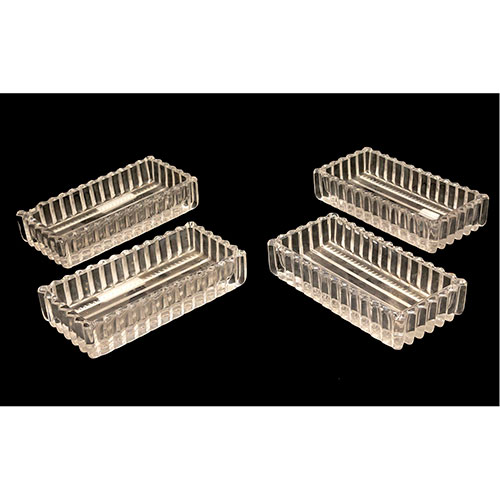 Sub.:12-On - Lote: 209 -  Cuatro entremeseros en cristal