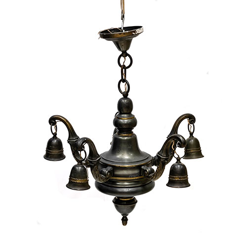 Sub.:12-On - Lote: 102 -  Lámpara de cinco brazos realizada en latón pavonado, de los años 50.