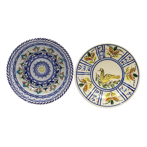 Sub.:12-On - Lote: 330 -  Lote de fuente y plato en cer�mica. Una con sello J