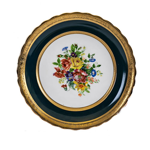 Sub.:12-On - Lote: 278 -  Plato realizado en porcelana Capeans, Espa�a.