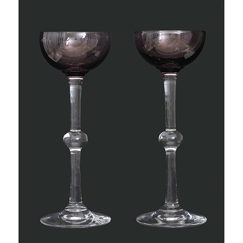 Sub.:12-On - Lote: 184 -  Dos copas en cristal soplado con tonalidades granates.