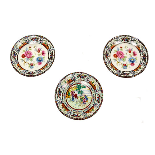 Sub.:12-On - Lote: 224 -  Lote de tres platitos en porcelana china.