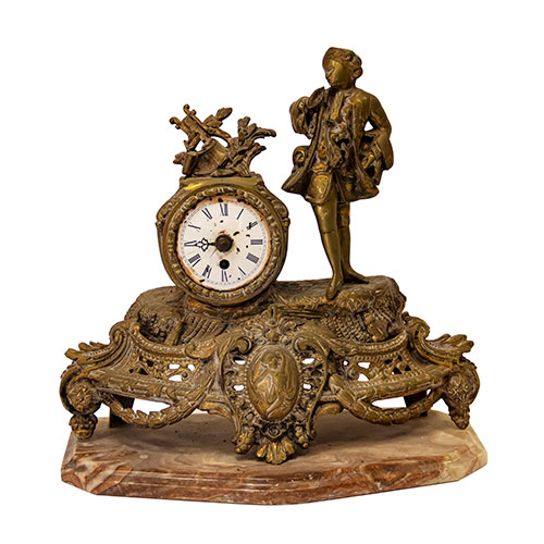 Sub.:12-On - Lote: 135 -  Reloj de sobremesa en bronce sobre base de m�rmol
