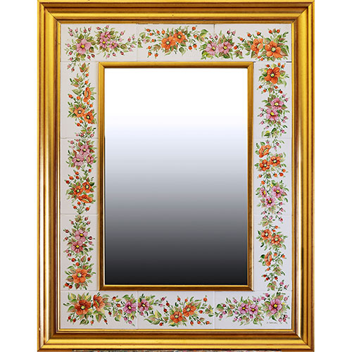 Sub.:12-On - Lote: 121 -  Espejo en madera dorada con azulejos en cer�mica decorados con temas florales.