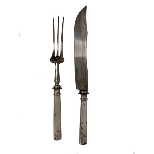 Sub.:13-On - Lote: 1291 -  Cuchillo y tenedor de trinchar realizados en plata.