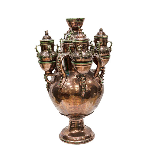 Sub.:14-On - Lote: 314 -  Orza con cuatro peque�as vasijas con tapa en cer�mica de estilo Bristol.