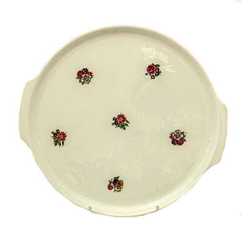 Sub.:14-On - Lote: 1331 -  Bandeja en porcelana con decoraci�n floral.