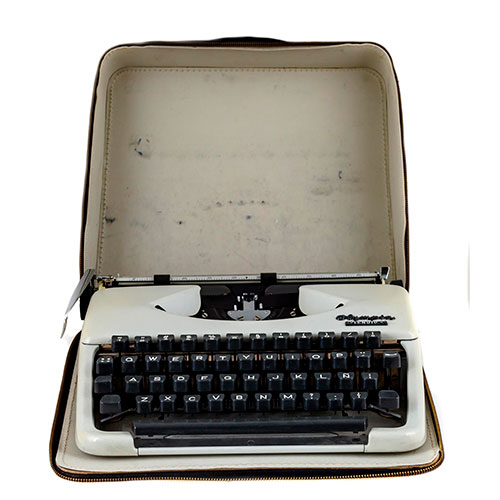 Sub.:14-On - Lote: 1709 -  M�quina de escribir gris Olympia Splendid 33