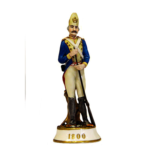 Sub.:14-On - Lote: 1333 -  Soldado en porcelana policromada