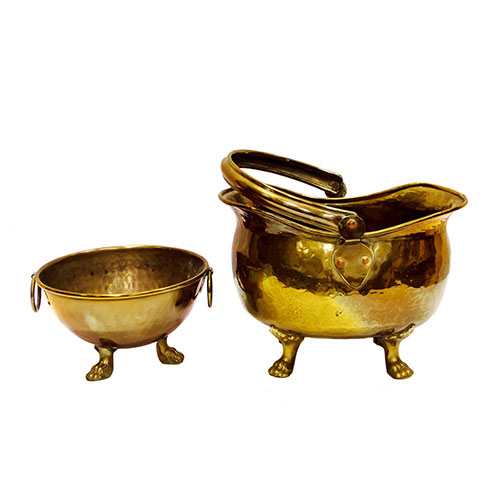 Sub.:14-On - Lote: 1676 -  Dos jardineras en lat�n.