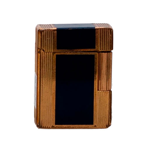 Sub.:14-On - Lote: 1736 -  Encendedor Dupont de se�ora en plaque oro y laca negra.