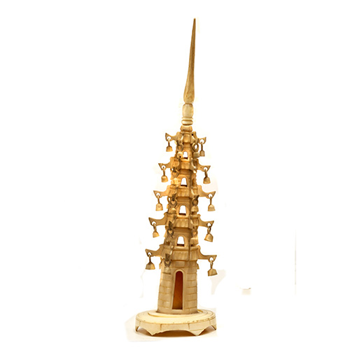 Sub.:14 - Lote: 1408 -  Talla en marfil. Posible representacin de un modelo de Stupa, arquitectura religiosa del budismo asitico.