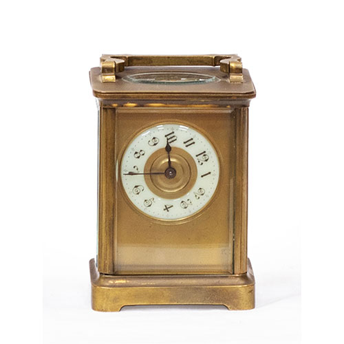 Sub.:15-Oc - Lote: 292 -  Reloj de cabecera en cristal y bronce