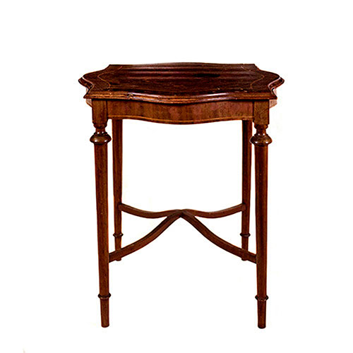 Sub.:15-Oc - Lote: 281 -  Peque�a mesa auxiliar