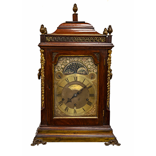 Sub.:15 - Lote: 1308 -  Reloj Bracket John Scott, London.Soneria de ocho campanas,fases de luna y calendario s. XVIII
