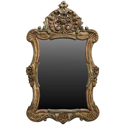 Sub.:17-Oc - Lote: 159 -  Espejo estilo Luis XV en madera policromada y tallada, con copete superior.