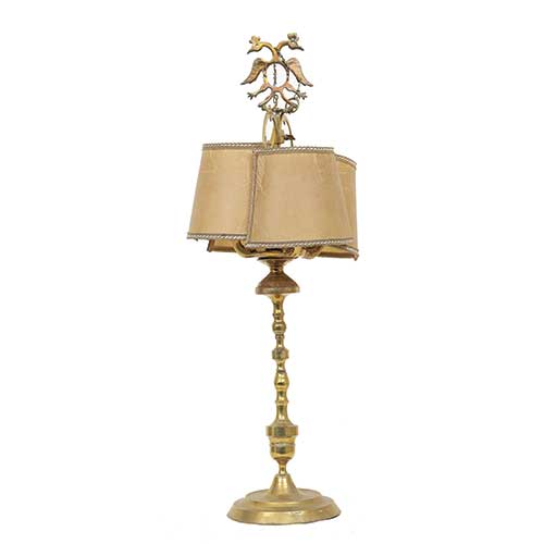 Sub.:17-Oc - Lote: 178 -  Vel�n con pantalla.