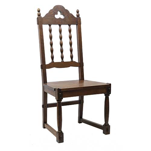 Sub.:17-Oc - Lote: 309 -  Silla r�stica en madera, con balaustres torneados en el respaldo.