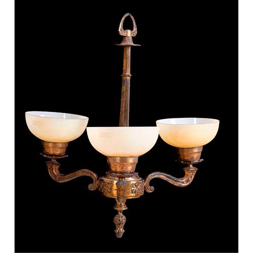 Sub.:17-Oc - Lote: 327 -  L�mpara de techo en bronce de tres brazos con tulipas en cristal amarillo, a�os 50.