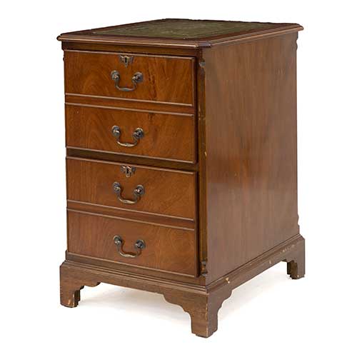 Sub.:17-Oc - Lote: 273 -  C�moda-archivo en madera de caoba.