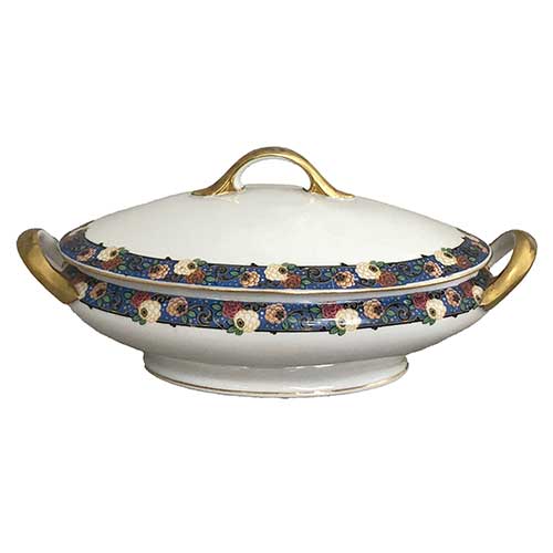 Sub.:17-Oc - Lote: 266 -  Legumbrera con dos asas doradas y greca floral