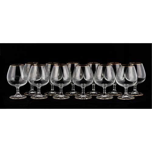 Sub.:17-Oc - Lote: 337 -  Doce copas de co�ac en cristal con ribete dorado.