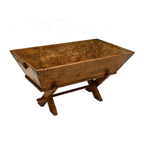 Sub.:17 - Lote: 1365 -  Artesa en madera.