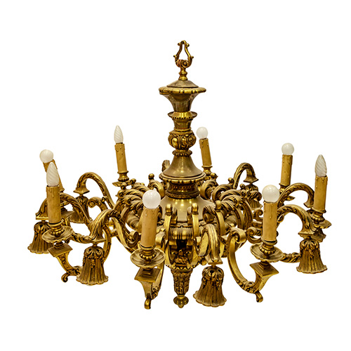 Sub.:17 - Lote: 1333 -  L�mpara grande realizada en bronce con 16 luces. A�os 50.