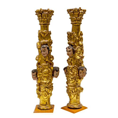 Sub.:18 - Lote: 338 -  Pareja de columnas, s. XVIII. En madera tallada, dorada y policromada con cabezas de querubines. Carnaciones refrescadas.