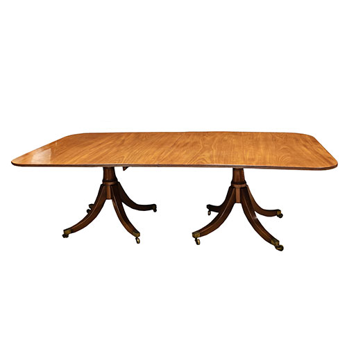 Sub.:18 - Lote: 1294 -  Mesa comedor inglesa con tres pies en madera de caoba con 