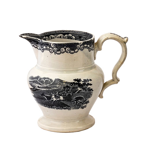 Sub.:18 - Lote: 250 -  Jarra en loza estampada de la Real F�brica de Cartagena, con sello en la base.