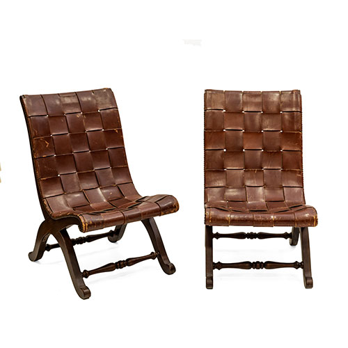 Sub.:18 - Lote: 1320 -  Pareja de sillas en cuero de Valenti