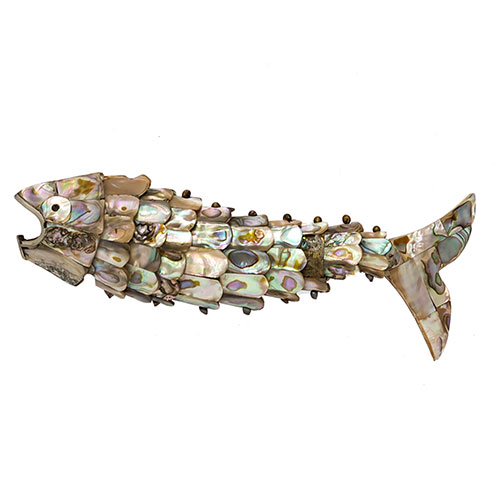 Sub.:18 - Lote: 1154 -  Abrebotellas en forma de pez articulado con ncar.