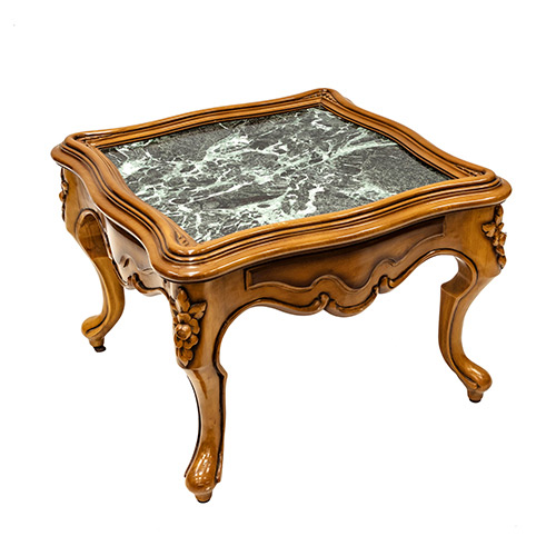 Sub.:19 - Lote: 1294 -  Mesa baja realizada en madera con tapa de m�rmol.