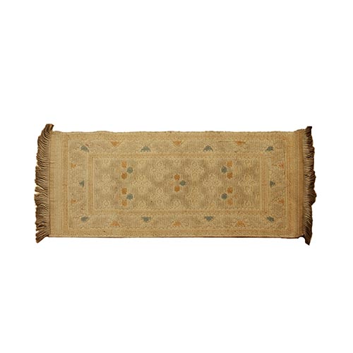 Sub.:2-On - Lote: 273 -  Pequea alfombra de lateral de cama en lana con motivos geomtricos en tonos pastel sobre fondo blanco. Moderna.
