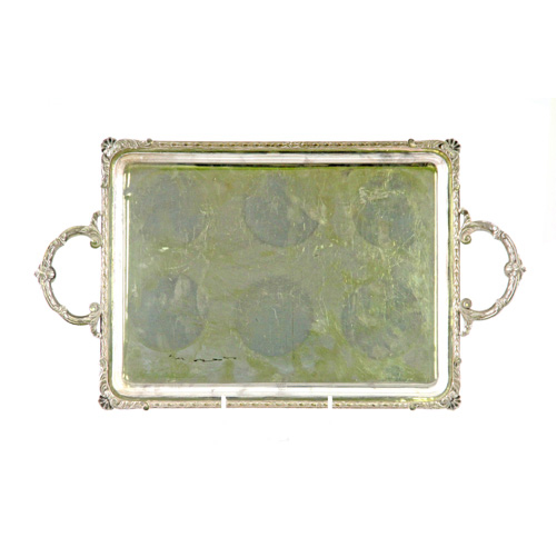 Sub.:2 - Lote: 1570 -  Bandeja antigua con dos asas y borde laureado en metal plateado.