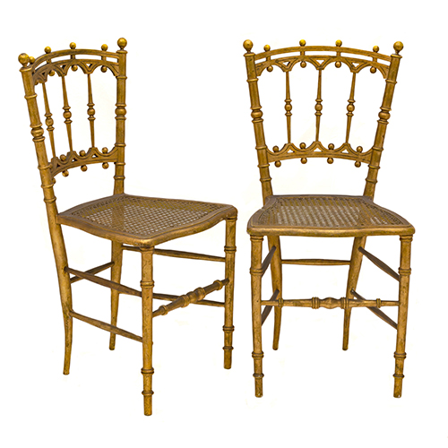 Sub.:20 - Lote: 293 -  Pareja de sillas en madera tallada y dorada con asiento de rejilla Napolen III.