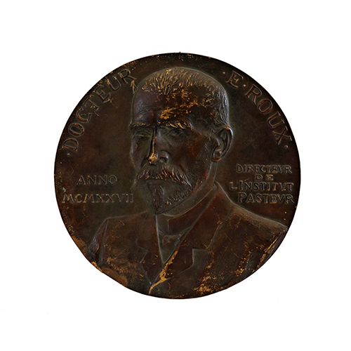 Sub.:20 - Lote: 1430 - GEORGES HENRI PRUD�HOMME (1873 - 1947) Doctor E. Roux