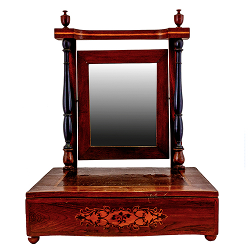 Sub.:20 - Lote: 1358 -  Tocador Isabelino de sobremesa en madera de caoba, palosanto y limoncillo, s. XIX.